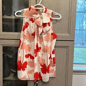 Summer blouse, sleeveless, bow collar